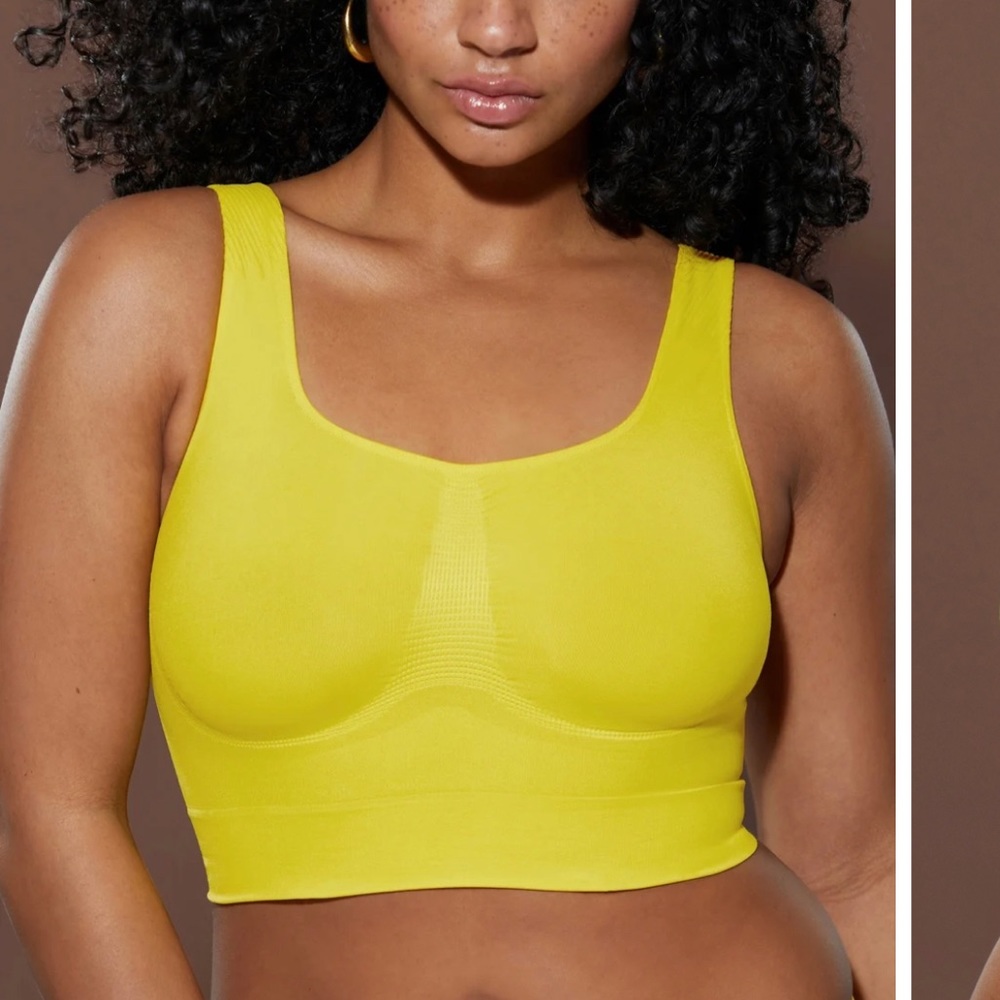 2 x Nearly Naked Shaping Midi Bra Yitty size XL/XXL red and yellow